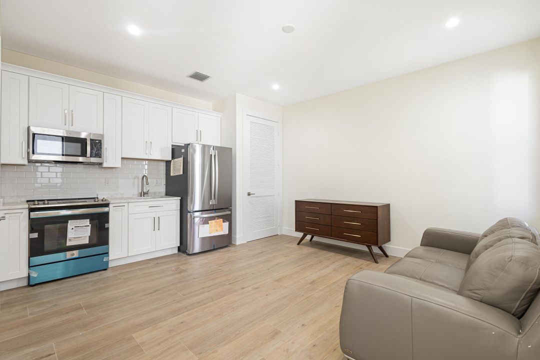 Active With Contract: $1,150,000 (0 beds, 0 baths, 2504 Square Feet)