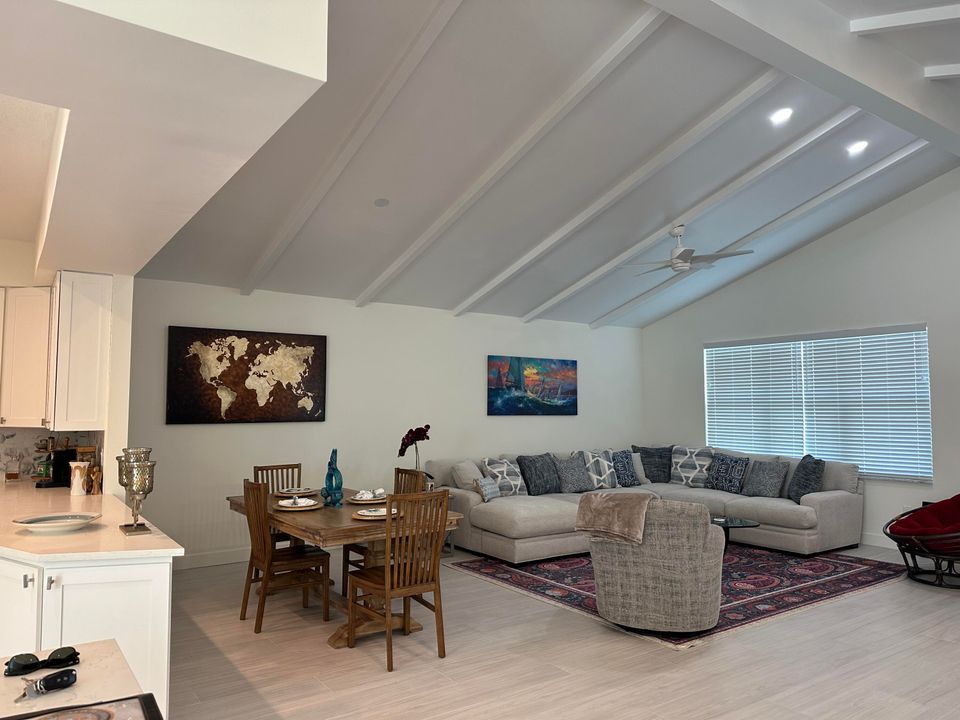 Active With Contract: $3,750 (3 beds, 2 baths, 2915 Square Feet)