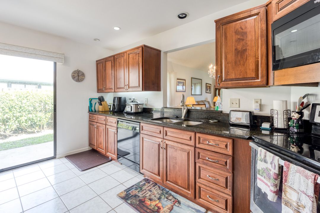 Active With Contract: $399,000 (3 beds, 2 baths, 1612 Square Feet)