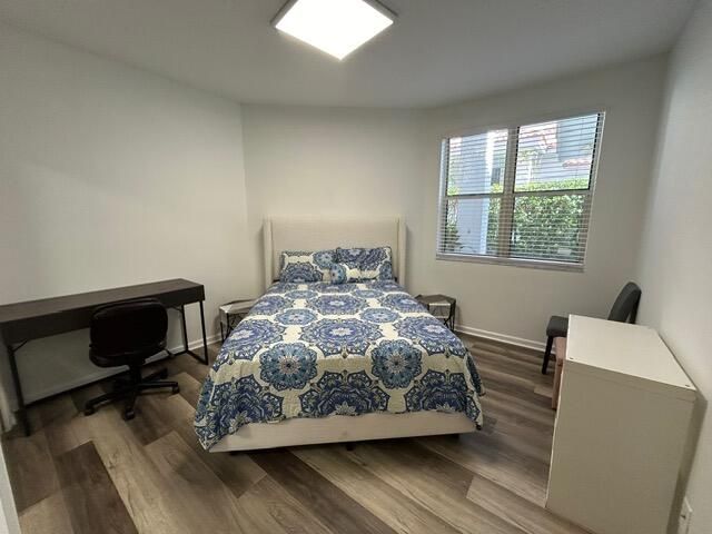 Active With Contract: $7,500 (3 beds, 2 baths, 1607 Square Feet)