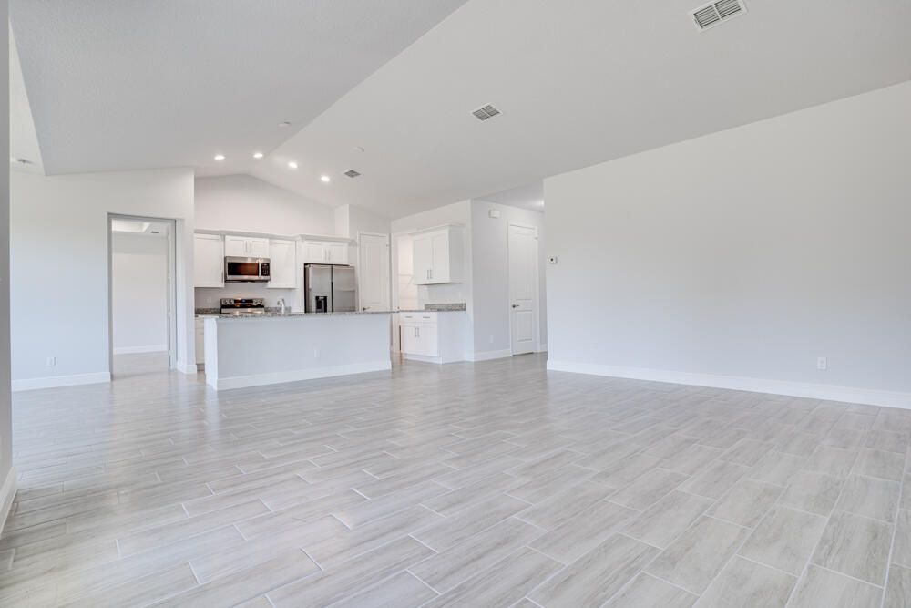 Active With Contract: $695,000 (4 beds, 2 baths, 2148 Square Feet)