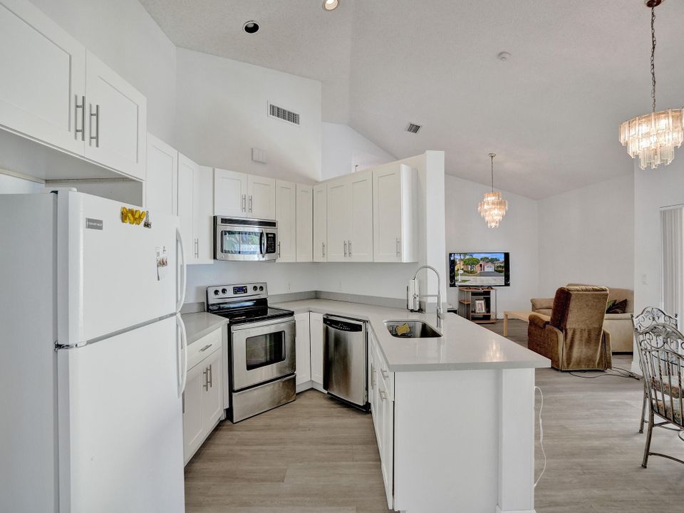 Active With Contract: $615,000 (3 beds, 2 baths, 1381 Square Feet)