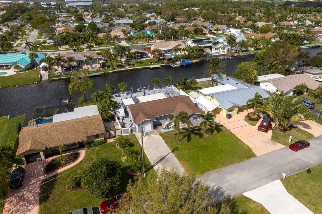 Active With Contract: $1,150,000 (3 beds, 2 baths, 1607 Square Feet)