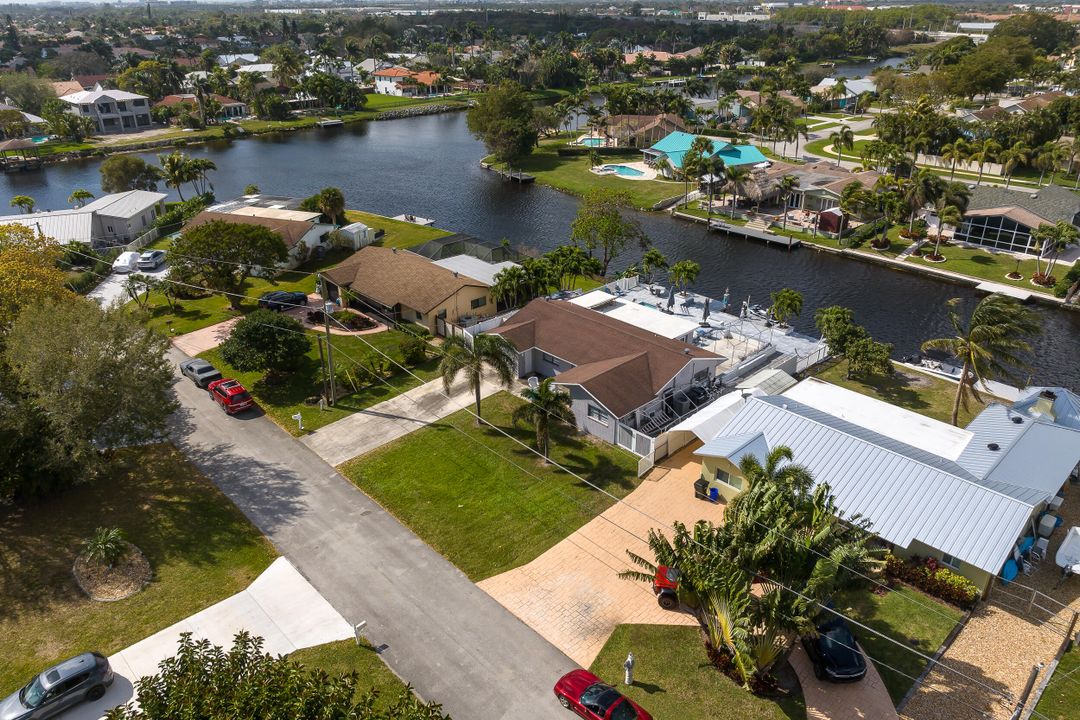 Active With Contract: $1,150,000 (3 beds, 2 baths, 1607 Square Feet)