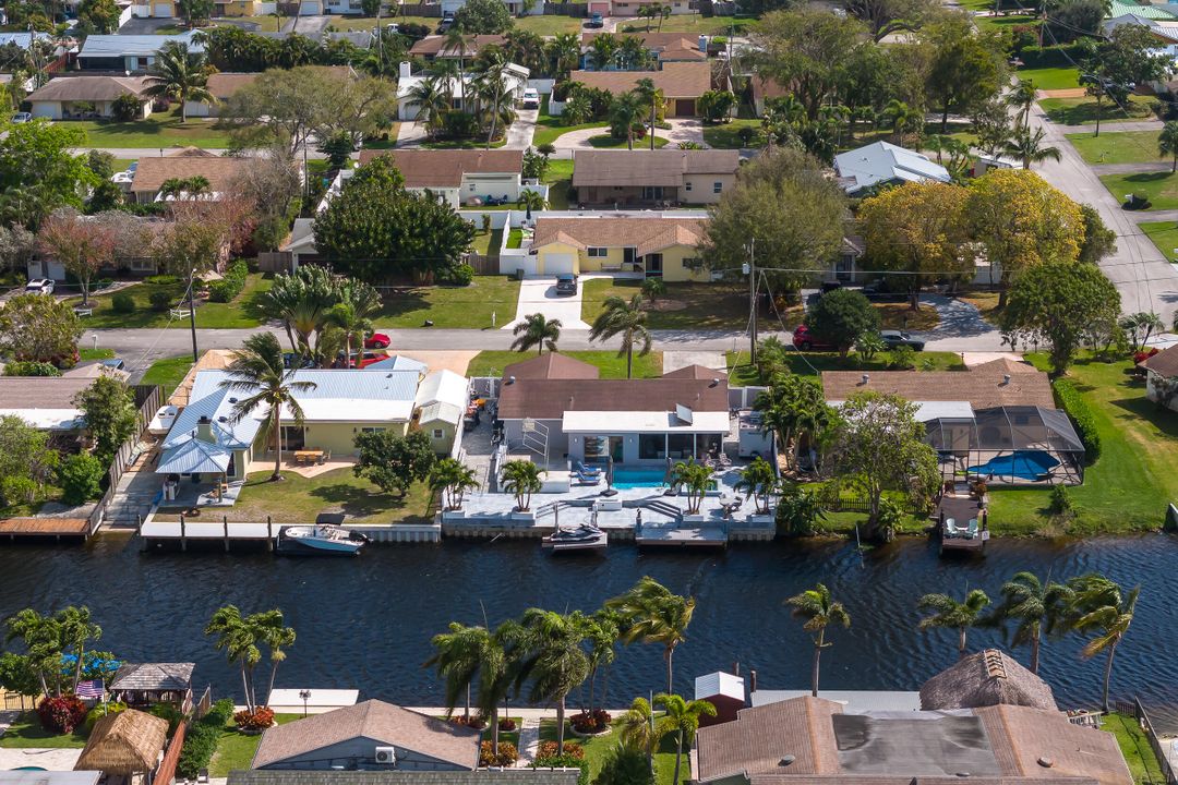 Active With Contract: $1,150,000 (3 beds, 2 baths, 1607 Square Feet)