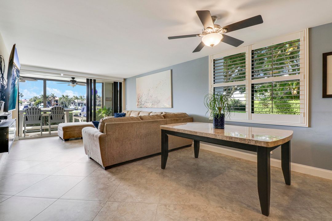 For Sale: $1,635,000 (3 beds, 2 baths, 1509 Square Feet)