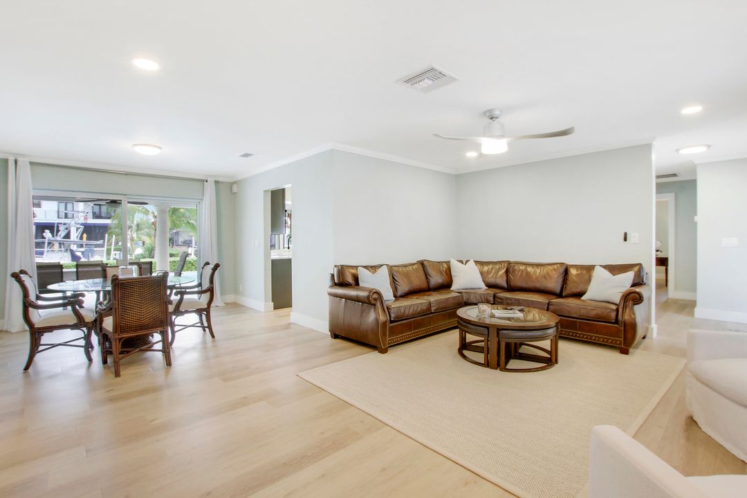 For Sale: $3,500,000 (4 beds, 2 baths, 1799 Square Feet)