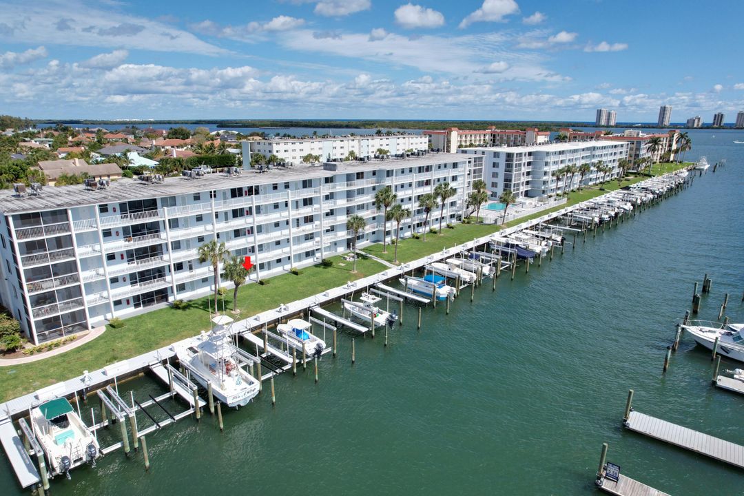 Recently Rented: $2,000 (1 beds, 1 baths, 720 Square Feet)