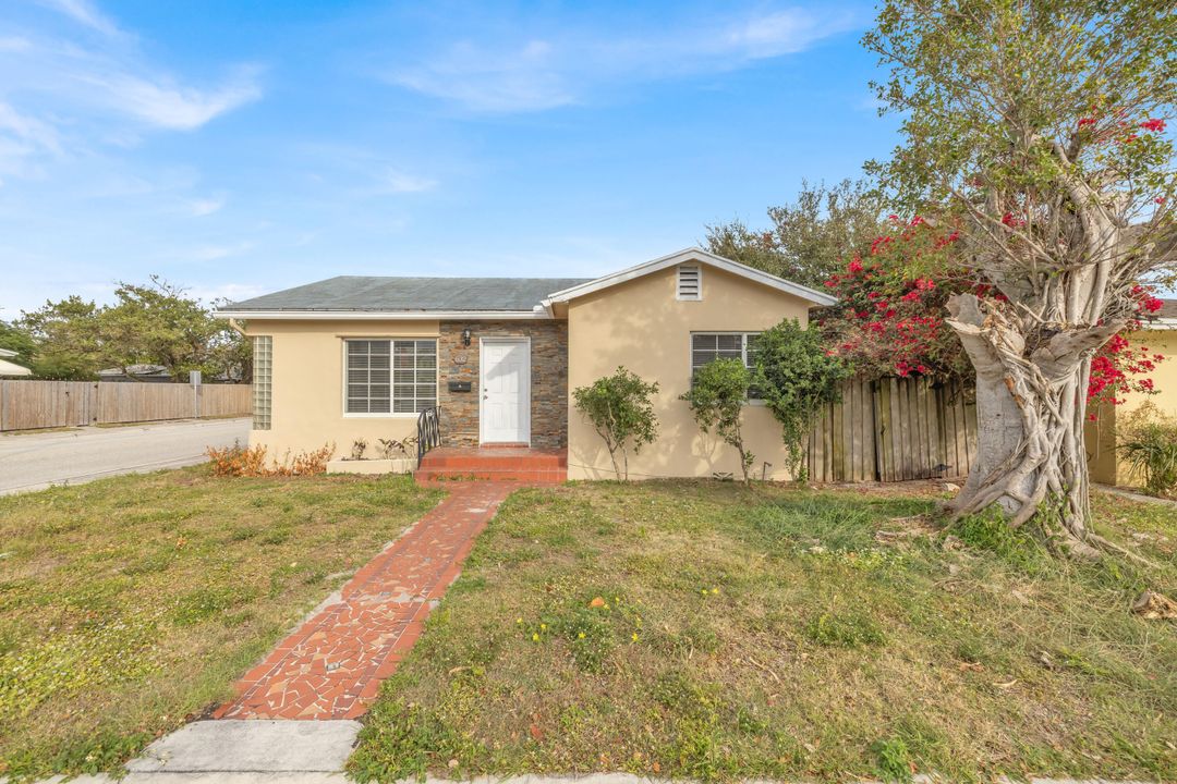 Active With Contract: $765,000 (0 beds, 0 baths, 2542 Square Feet)