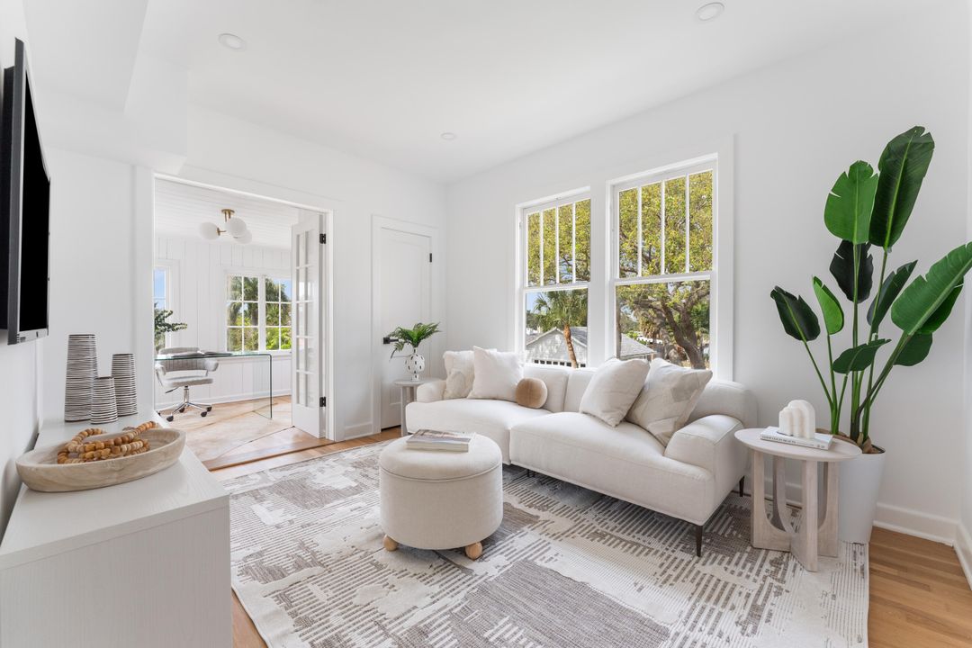 Active With Contract: $2,950,000 (4 beds, 4 baths, 2398 Square Feet)