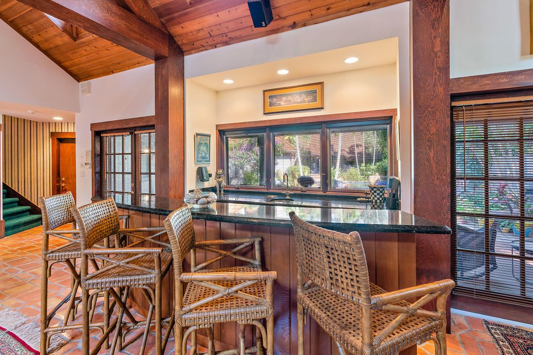 Activo con contrato: $4,750,000 (5 camas, 5 baños, 6174 Pies cuadrados)