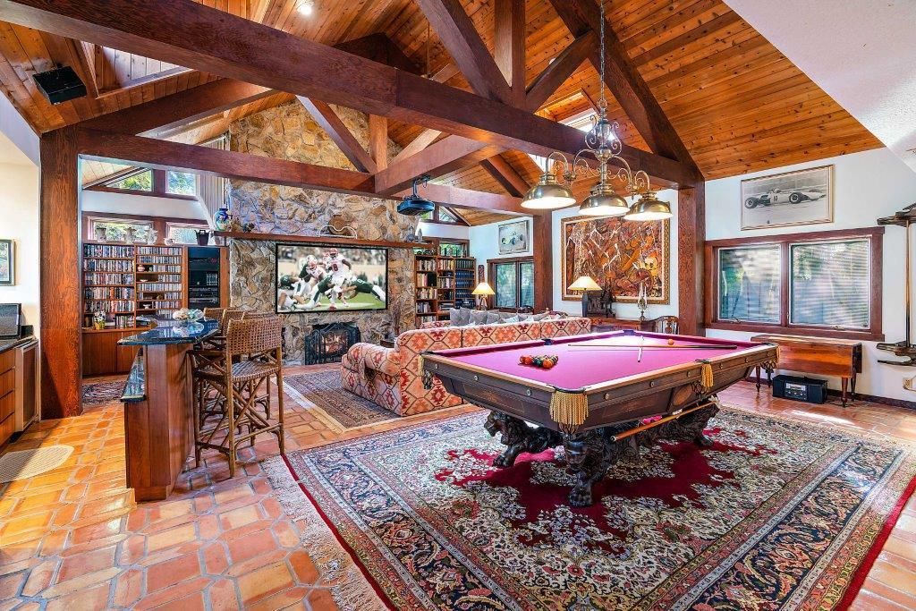 Activo con contrato: $4,750,000 (5 camas, 5 baños, 6174 Pies cuadrados)