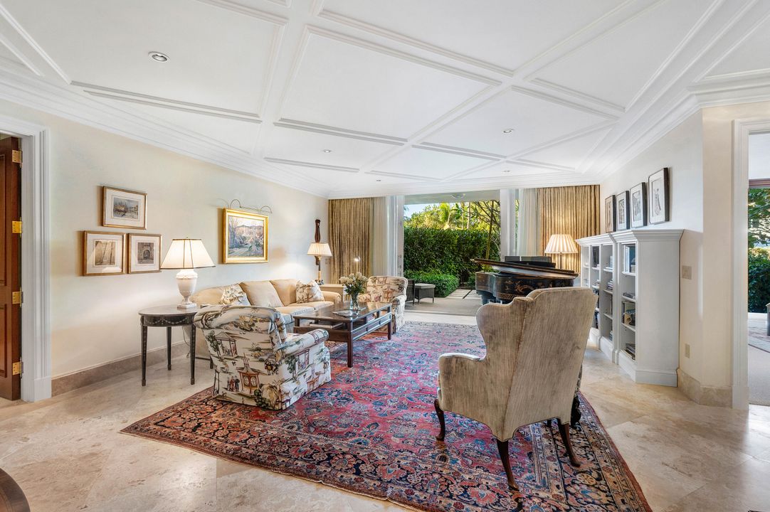 Active With Contract: $4,645,000 (2 beds, 2 baths, 2107 Square Feet)