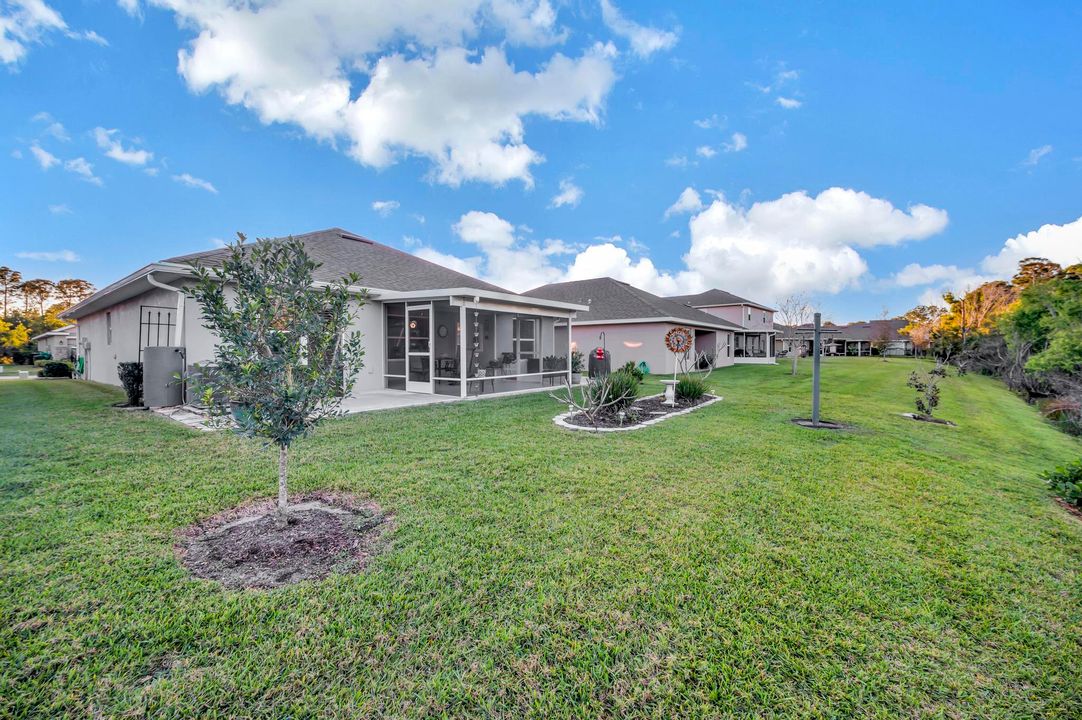 Active With Contract: $400,000 (3 beds, 2 baths, 1507 Square Feet)