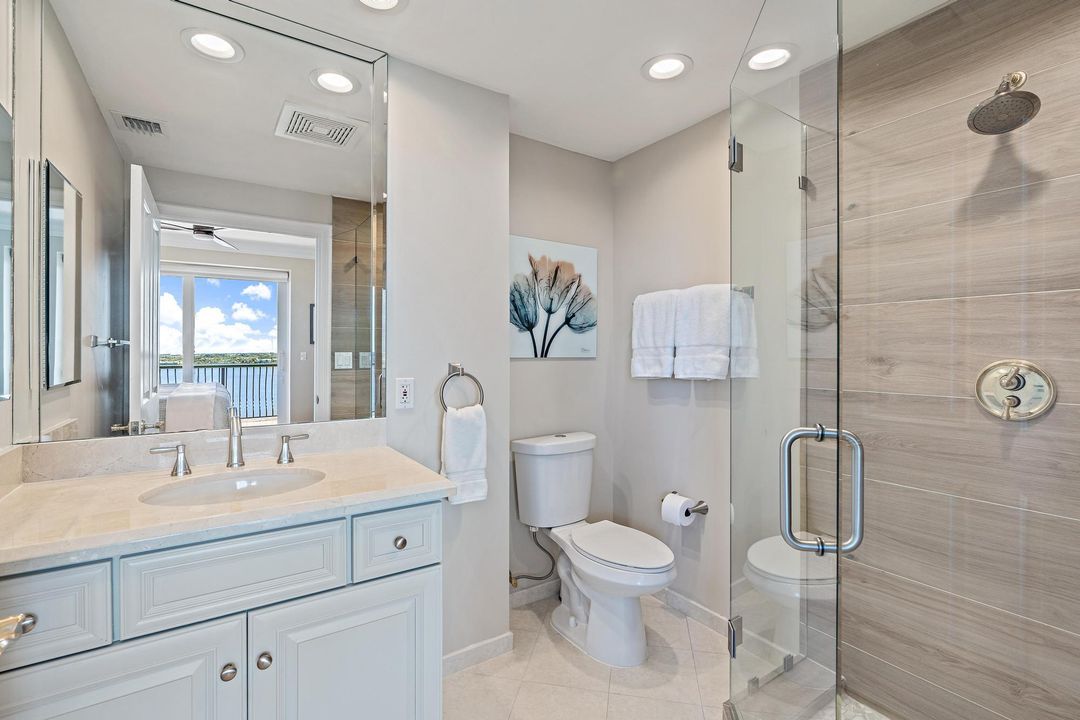 Active With Contract: $3,000,000 (3 beds, 4 baths, 3483 Square Feet)