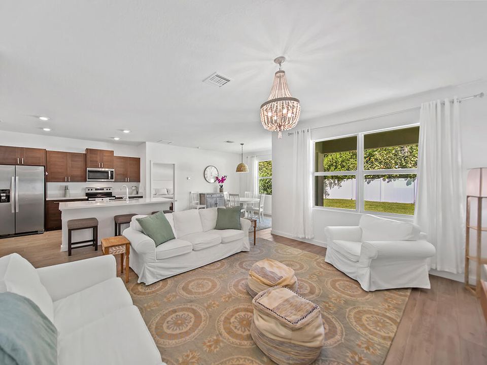 Recently Sold: $525,000 (3 beds, 2 baths, 1656 Square Feet)