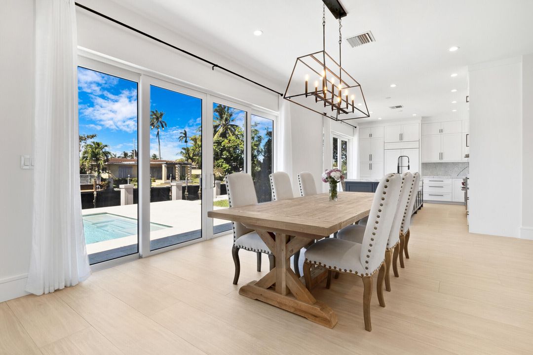 Active With Contract: $2,195,000 (4 beds, 2 baths, 2571 Square Feet)