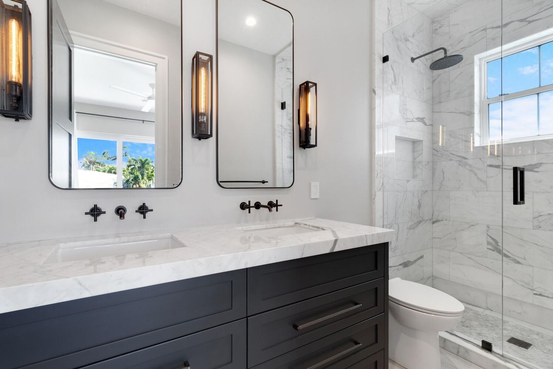 Active With Contract: $2,195,000 (4 beds, 2 baths, 2571 Square Feet)