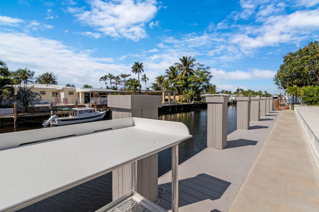 Active With Contract: $2,195,000 (4 beds, 2 baths, 2571 Square Feet)