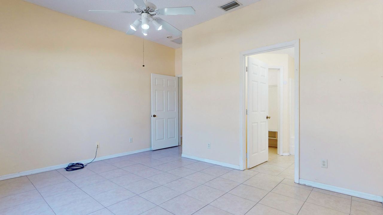 Active With Contract: $295,000 (3 beds, 2 baths, 1235 Square Feet)