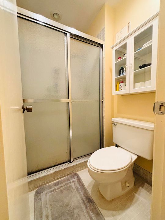 待售: $189,000 (2 贝兹, 2 浴室, 1186 平方英尺)