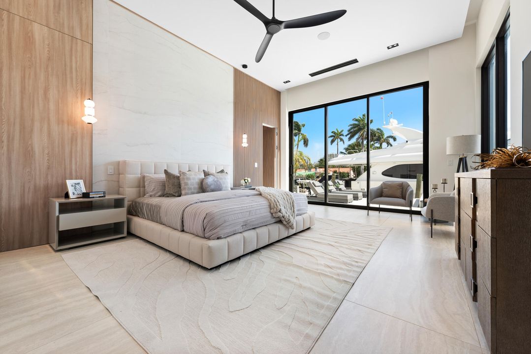 Active With Contract: $7,999,900 (5 beds, 5 baths, 4451 Square Feet)