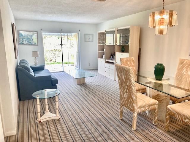 Active With Contract: $169,900 (1 beds, 1 baths, 908 Square Feet)