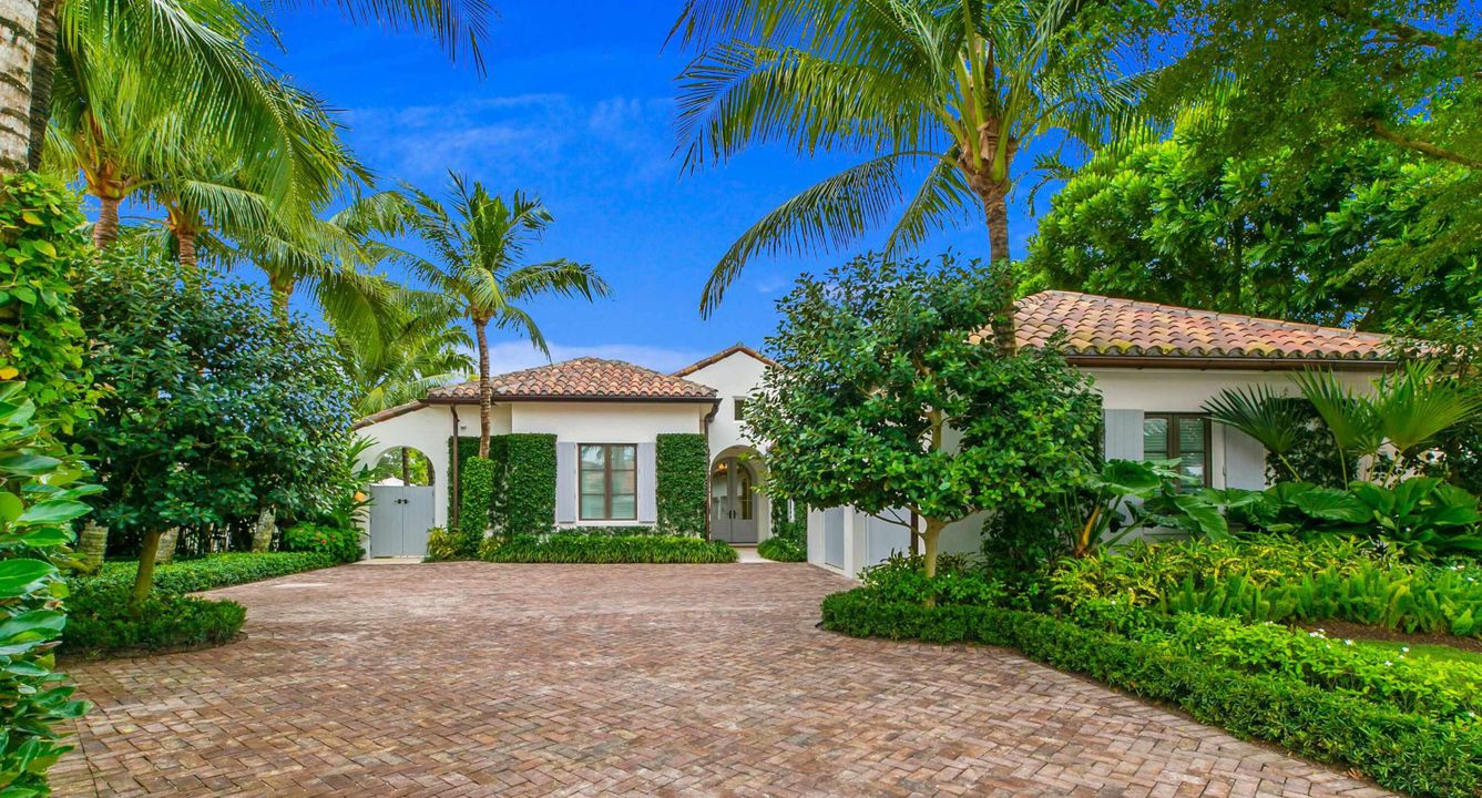 For Sale: $7,000,000 (4 beds, 4 baths, 3165 Square Feet)