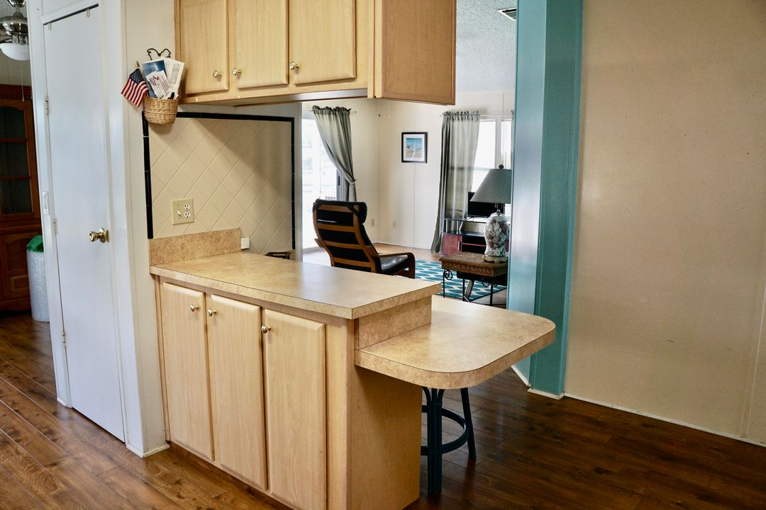 For Sale: $80,000 (2 beds, 2 baths, 1064 Square Feet)