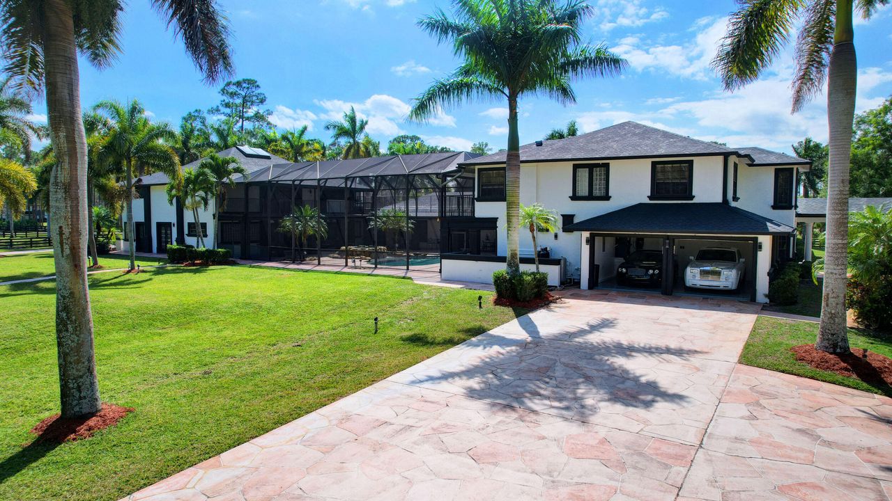 En Venta: $4,900,000 (9 camas, 7 baños, 8164 Pies cuadrados)