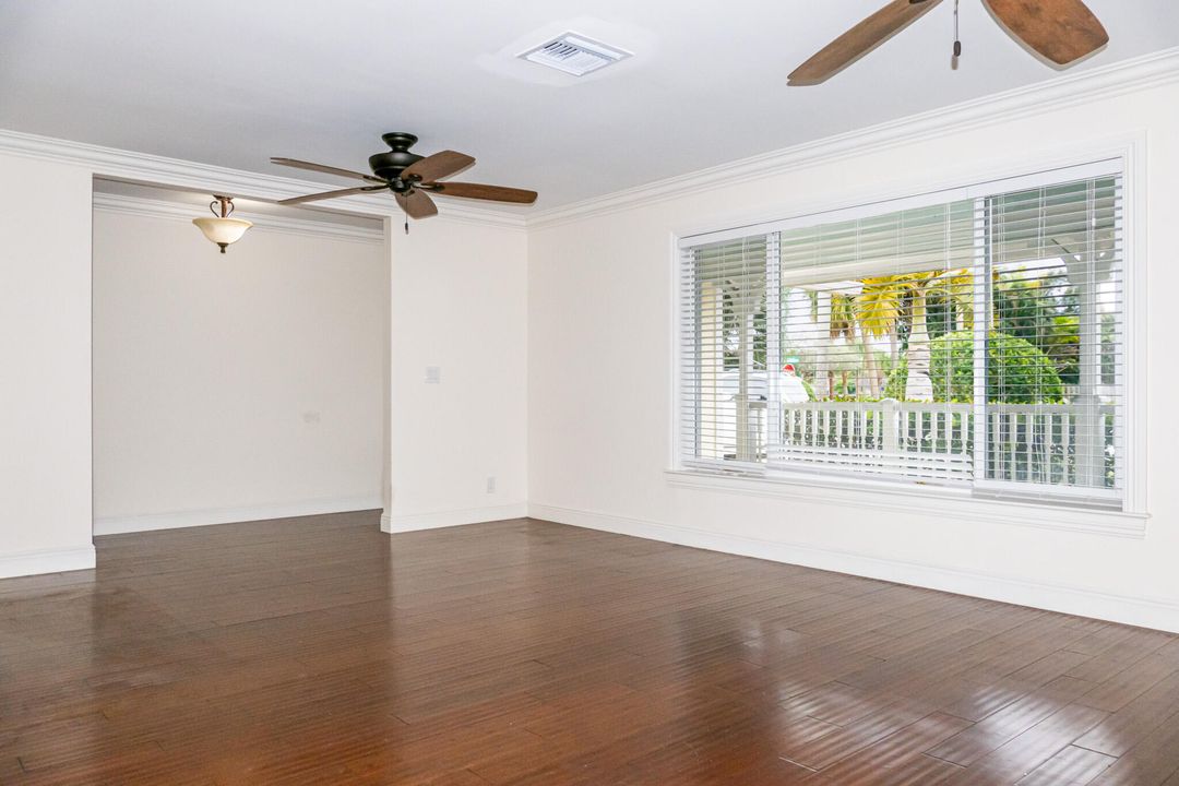 Active With Contract: $4,900 (3 beds, 2 baths, 1848 Square Feet)