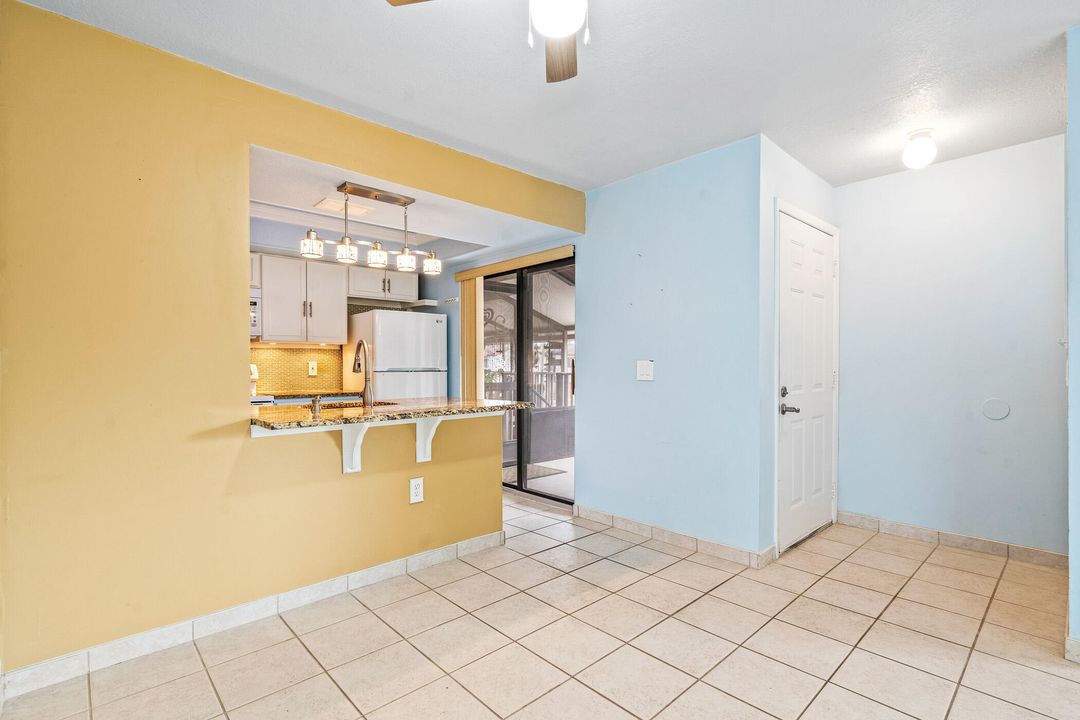 For Sale: $183,000 (2 beds, 1 baths, 900 Square Feet)