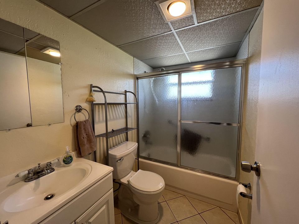 待售: $124,500 (2 贝兹, 2 浴室, 880 平方英尺)