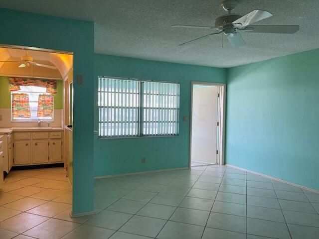 For Sale: $89,900 (1 beds, 1 baths, 720 Square Feet)