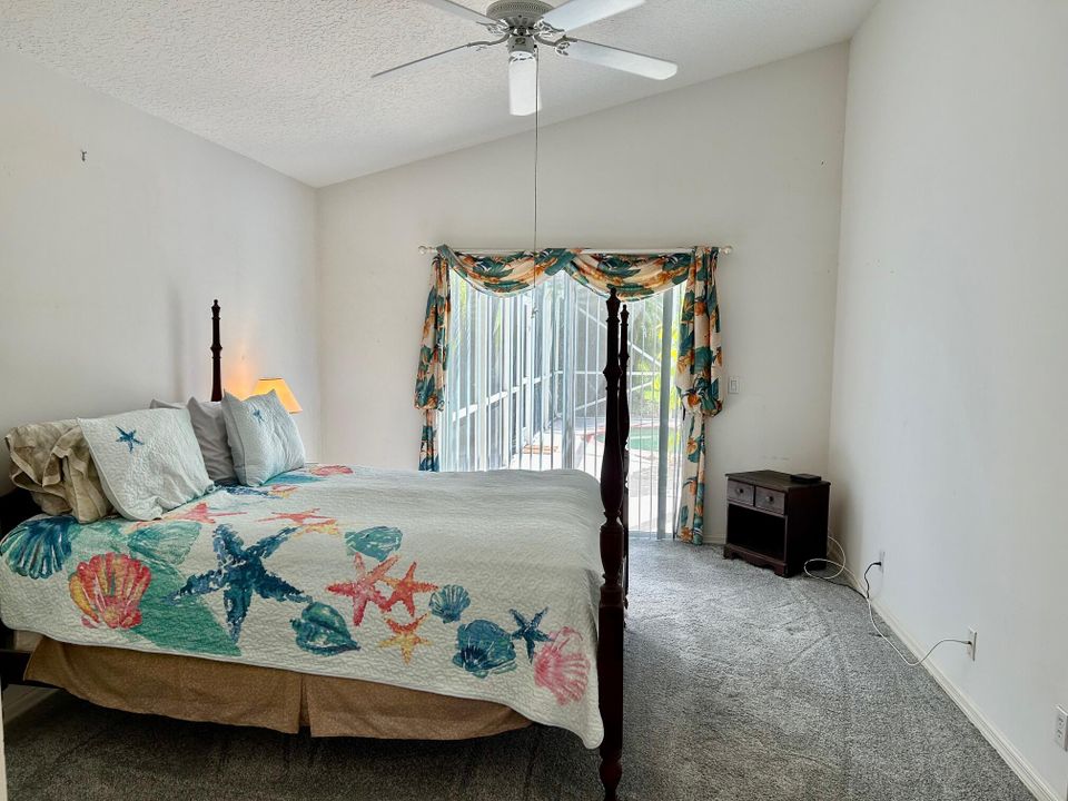 Active With Contract: $425,000 (3 beds, 2 baths, 1807 Square Feet)