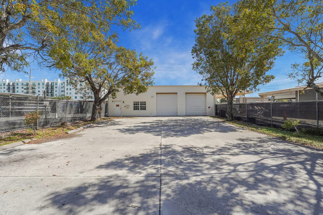 Active With Contract: $925,000 (0 beds, 0 baths, 3150 Square Feet)