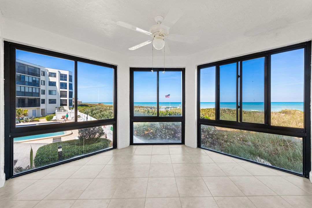 Recently Sold: $610,000 (2 beds, 2 baths, 1435 Square Feet)