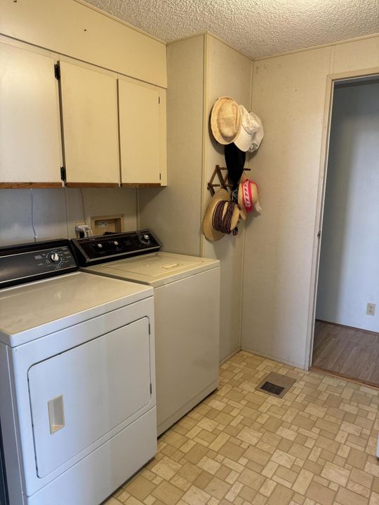 For Sale: $49,000 (2 beds, 2 baths, 1416 Square Feet)