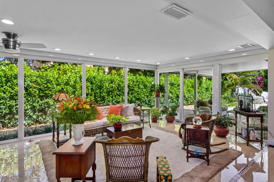 Active With Contract: $1,795,000 (3 beds, 2 baths, 1875 Square Feet)