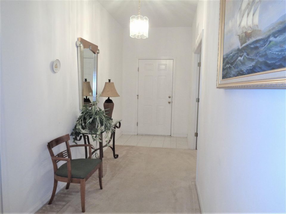 For Rent: $2,200 (3 beds, 2 baths, 1922 Square Feet)