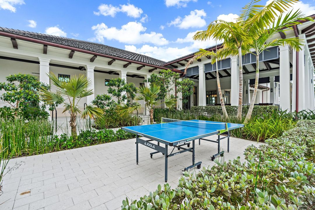 Active With Contract: $1,249,000 (4 beds, 3 baths, 3178 Square Feet)