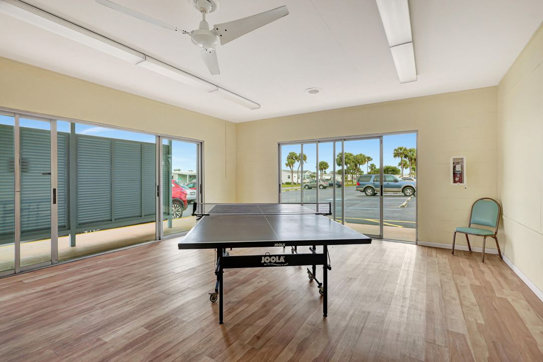 Active With Contract: $99,000 (2 beds, 2 baths, 1152 Square Feet)