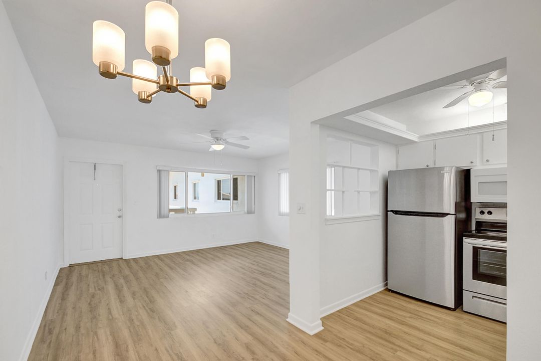 Active With Contract: $127,000 (1 beds, 1 baths, 625 Square Feet)