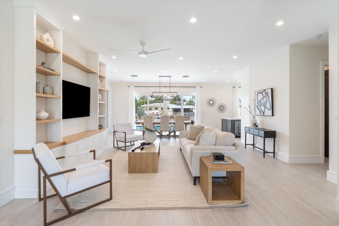 Active With Contract: $2,195,000 (4 beds, 2 baths, 2571 Square Feet)