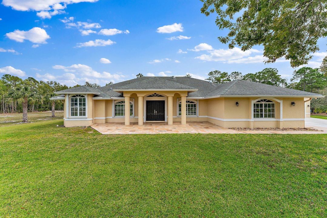 For Sale: $1,450,000 (4 beds, 2 baths, 2372 Square Feet)