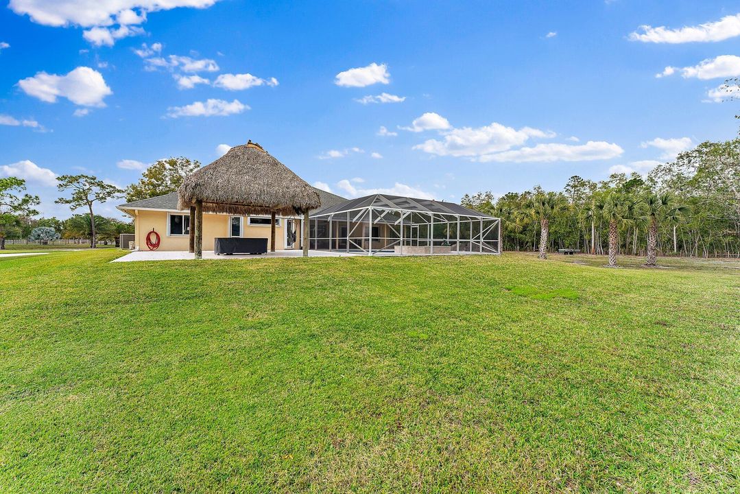 For Sale: $1,450,000 (4 beds, 2 baths, 2372 Square Feet)