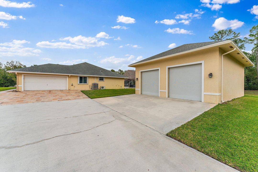 For Sale: $1,450,000 (4 beds, 2 baths, 2372 Square Feet)