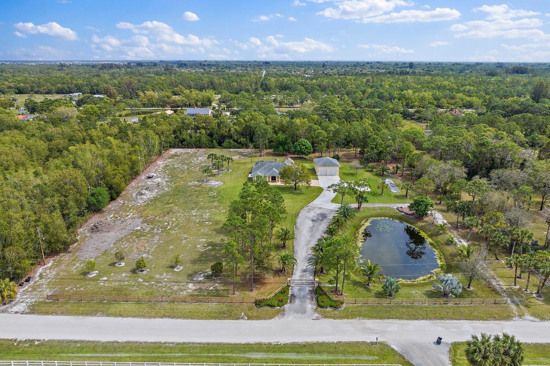 For Sale: $1,450,000 (4 beds, 2 baths, 2372 Square Feet)