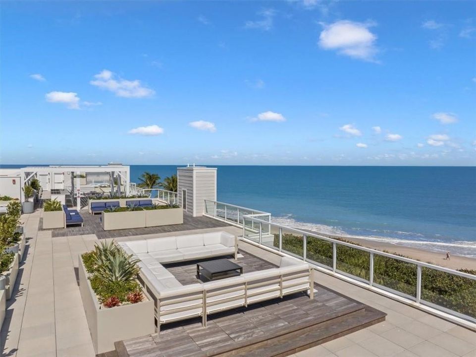 For Sale: $7,500,000 (4 beds, 4 baths, 3124 Square Feet)