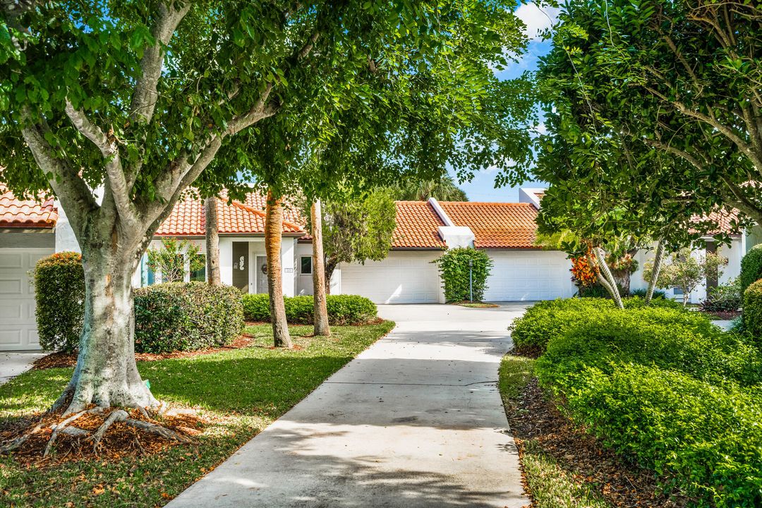 For Sale: $815,000 (3 beds, 2 baths, 2036 Square Feet)